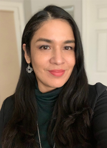 Elizabeth Perez '98